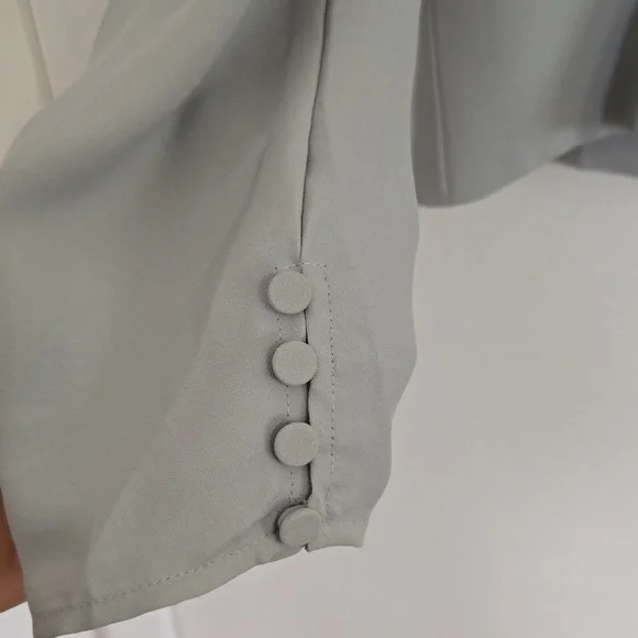 Express womens blouse - Picture 7 of 10